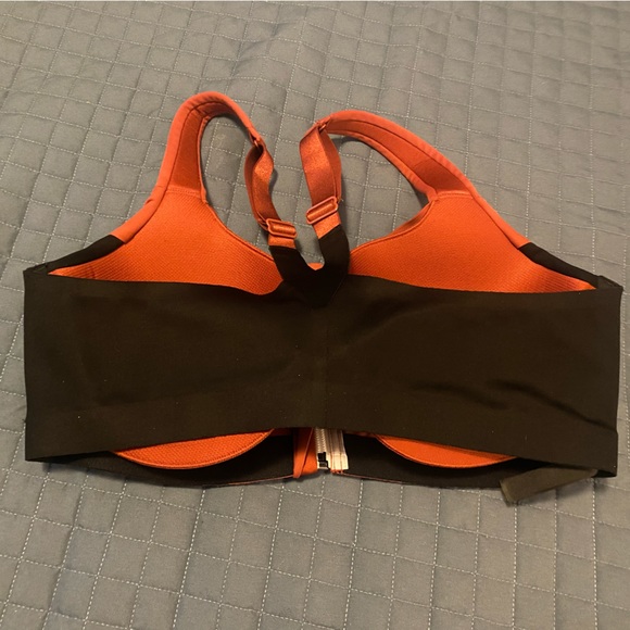 Knockout by Victoria’s Secret Sports bra - Picture 4 of 4